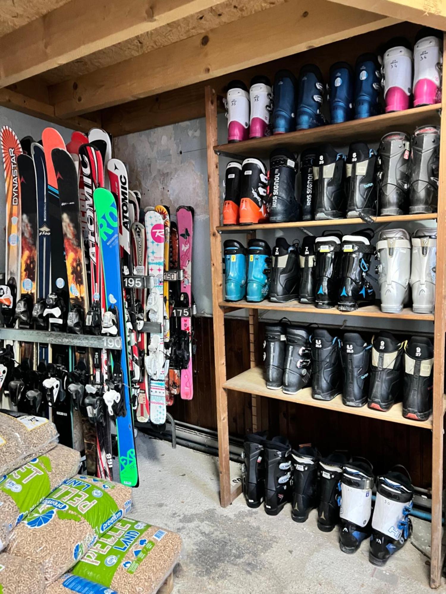 L'Astazou "Pret Gracieux Du Materiel De Ski" Au Studio Luz-Saint-Sauveur Ngoại thất bức ảnh